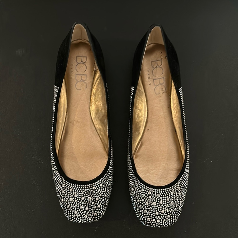 BCBG size 7 1/2 bejeweled flats
